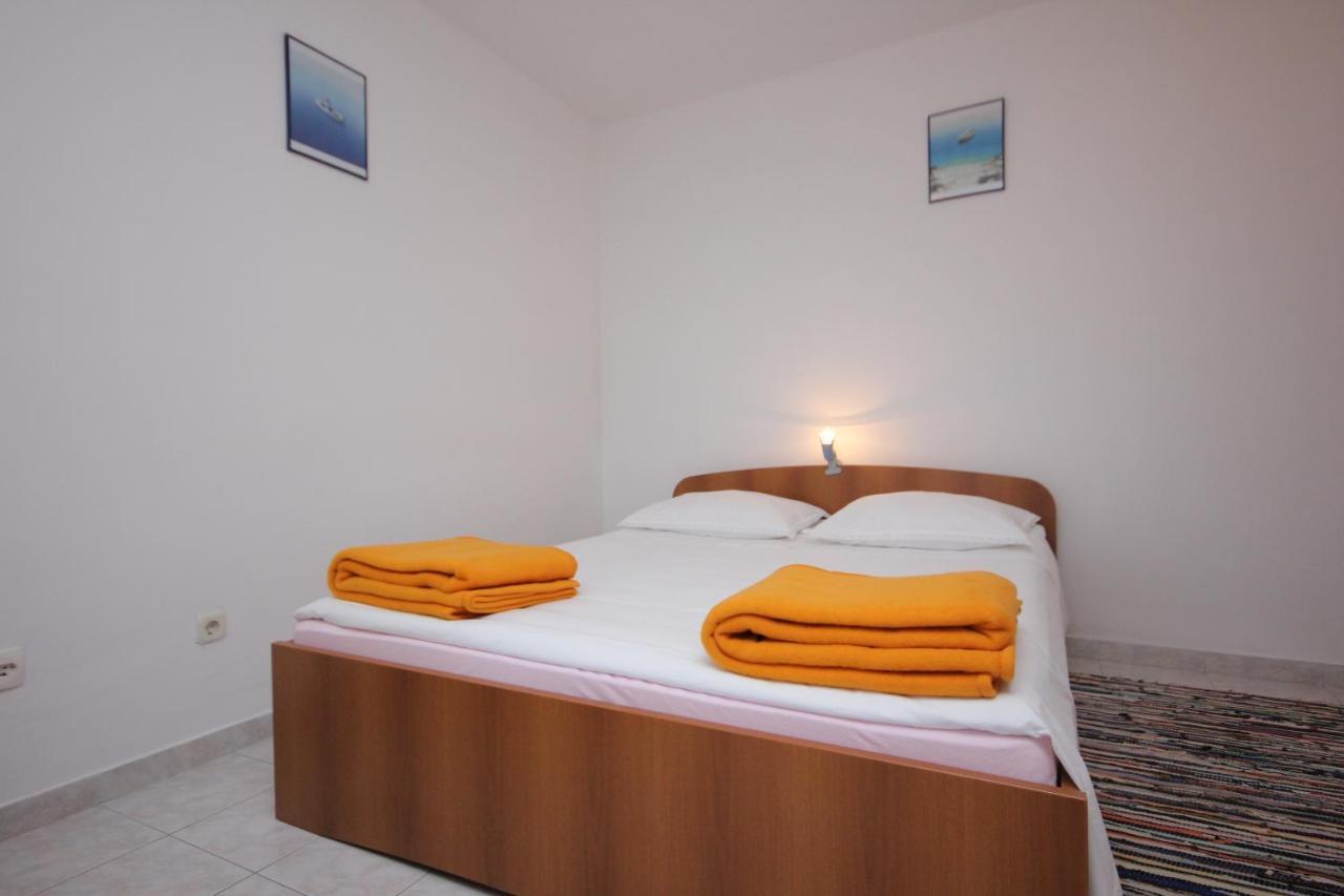 Apartments By The Sea Vis - 2470 Buitenkant foto