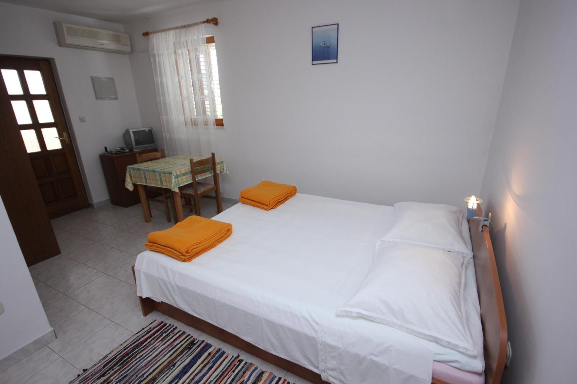 Apartments By The Sea Vis - 2470 Kamer foto